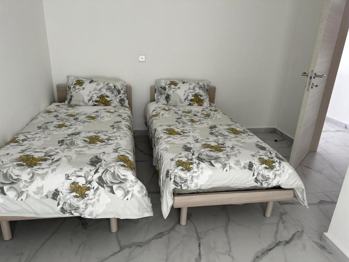 Skylark 2 Apartment With Terrace Is-Swieqi Екстер'єр фото