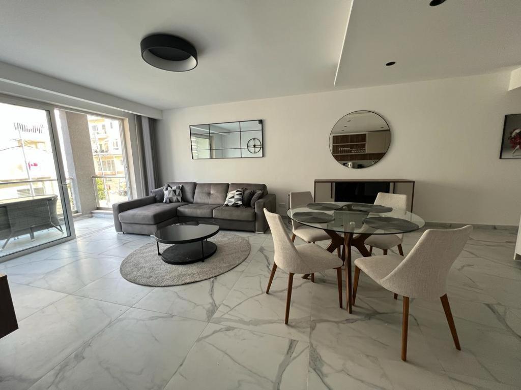 Skylark 2 Apartment With Terrace Is-Swieqi Екстер'єр фото