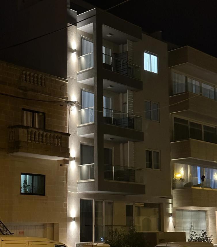 Skylark 2 Apartment With Terrace Is-Swieqi Екстер'єр фото